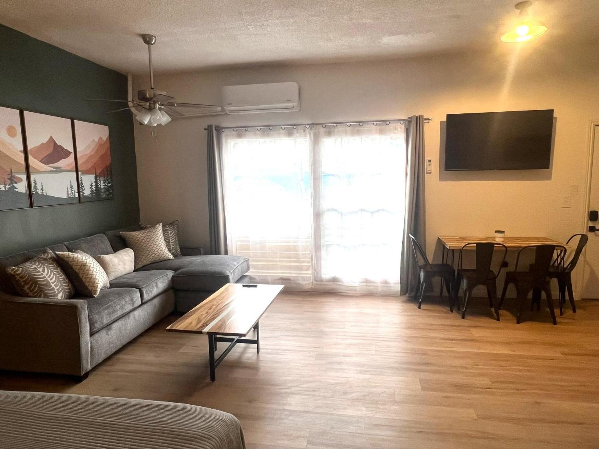Wofford Village 3*